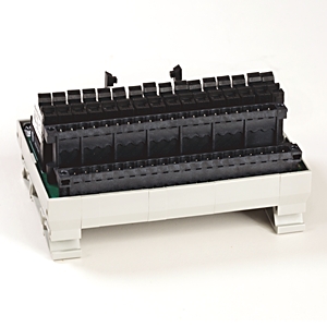 1492-RXIMTR2024-16R_300x300 Digital Relay Expander IFM w/field Removable Terminal Block, (RTB) w/eight 24Vdc relays & coil side diagnostic LEDs - 1492-RXIM24-8R